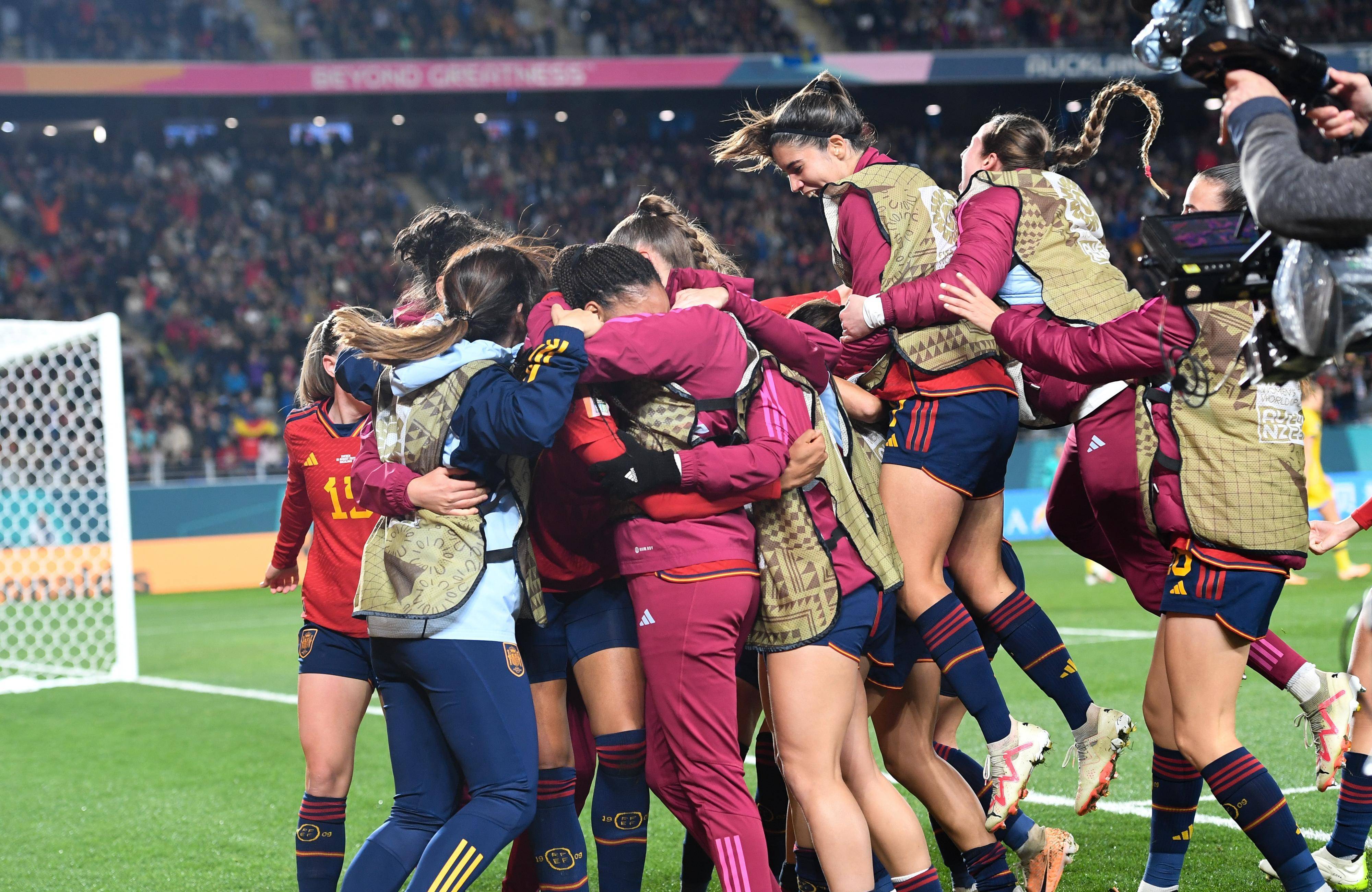 美国女足队击败法国，晋级世界杯半决赛(美国女足队击败法国,晋级世界杯半决赛视频)